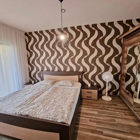 Apartment Family Vadas Sturovo